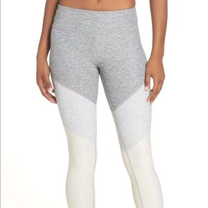 RARE Outdoor Voices 7/8 Spring Leggings